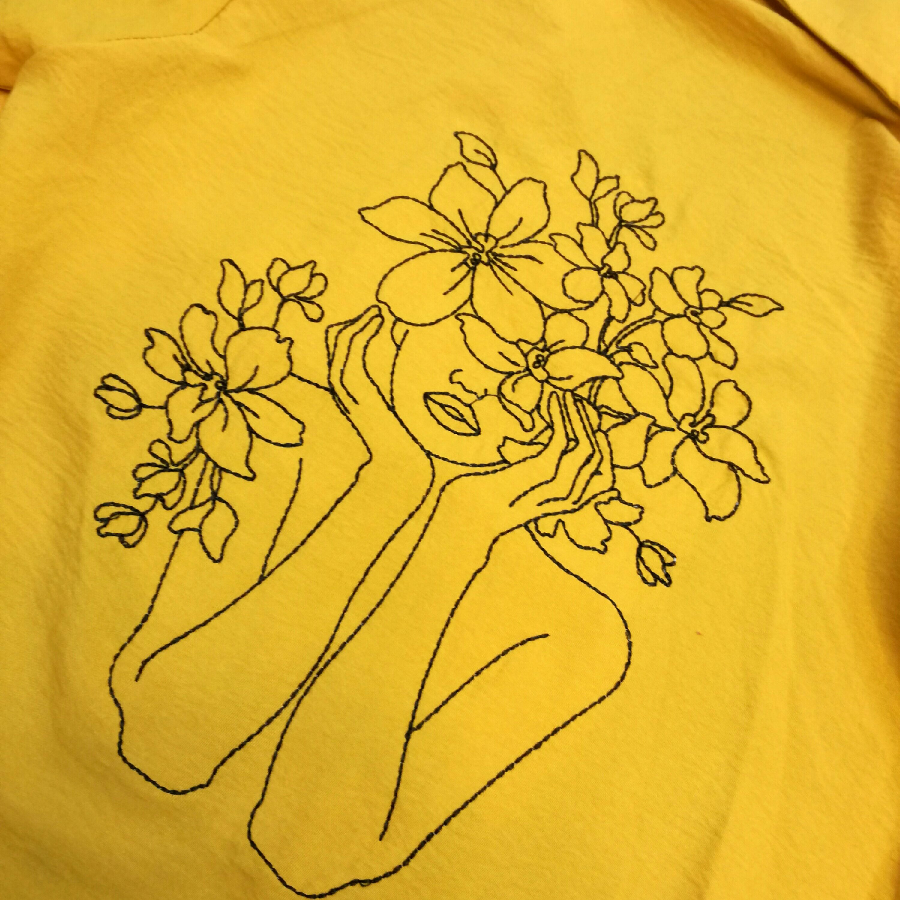 مانتو رویی پشت گلدوزی شده + سارافن در 4 رنگ مناسب 8 تا 13 سال