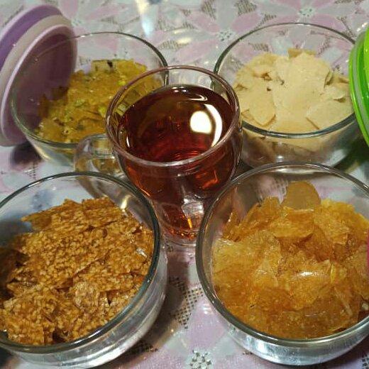 پودر پولکی کنجدی (سوغات اصفهان خانگی)-داخل چایی تبدیل به مایع پولکی میشه مثل عسل-بجای شکر