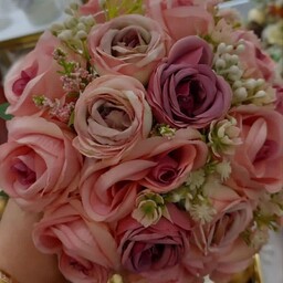 دسته گل عروس صورتی زیبا 