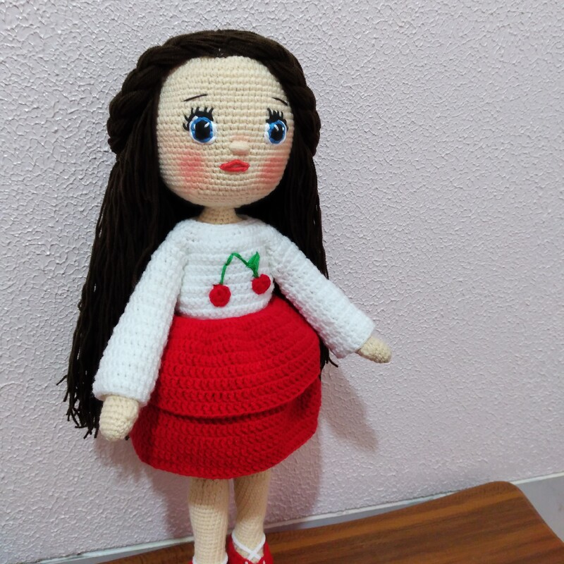 عروسک بافتنی دختر  قد 40 سانت دستباف