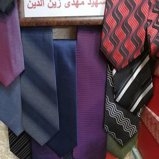 کراوات ساتن سیلک ترک با عرض10 سانت فروش به صورت عمده.. این قیمت فقط 10 موجود هست 