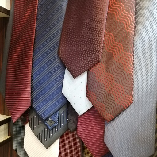 کراوات ساتن سیلک ترک با عرض10 سانت فروش به صورت عمده.. این قیمت فقط 10 موجود هست 