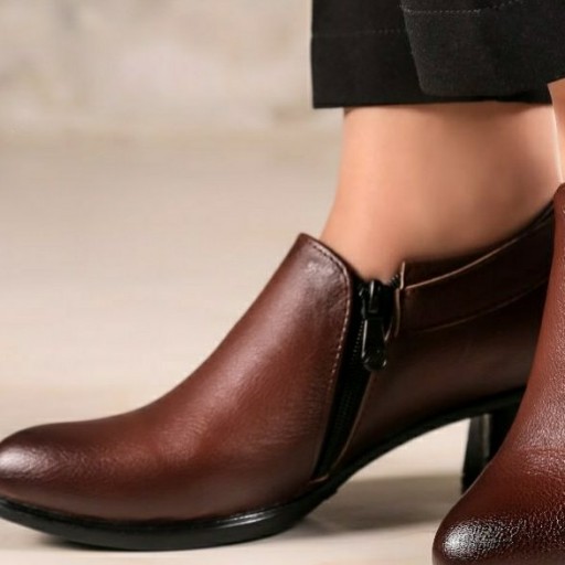 کفش زنانه  چرم صنعتی(فقط37)