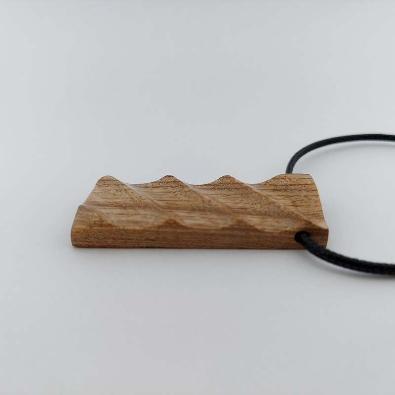 گردنبند چوبی دستساز  کد 122