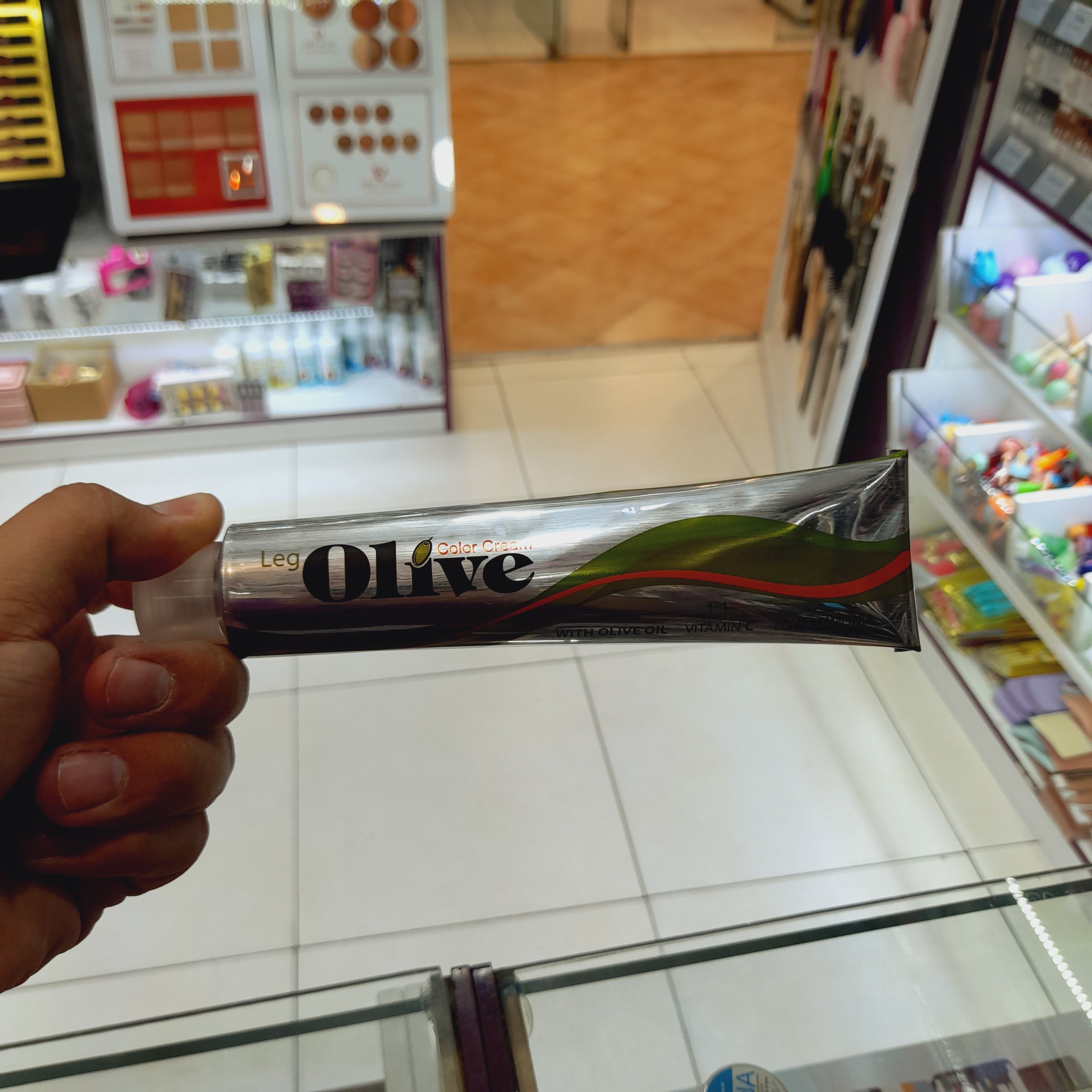 رنگ مو الیو 4.3 زیتونی عصاره روغن زیتون ویتامین سی و کم امونیاک 100 میل