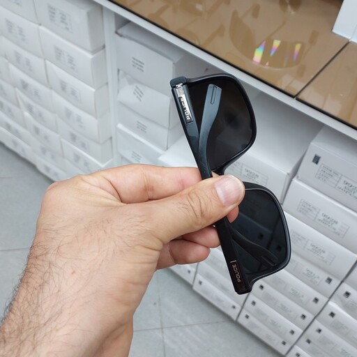 عینک آفتابی مربعی مردا مارک پلیس عدسی یووی 400 و پلاریزه(رنگ مشکی )