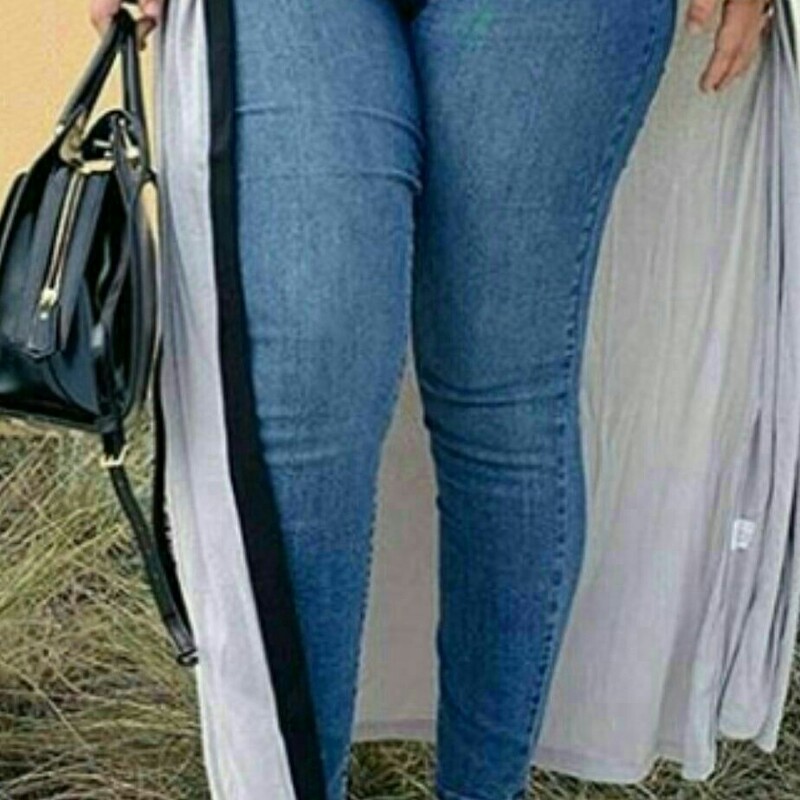 شلوار جین زنانه لول جلو دکمه سایز 31 و32 رنگ تصویر کیفیت عالی وکشی