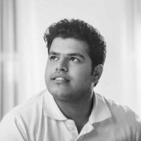 وحید خاتمی