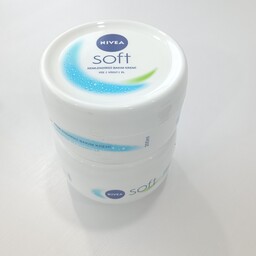 کرم مرطوب کننده سافت نیوآ Soft حجم 200 میل