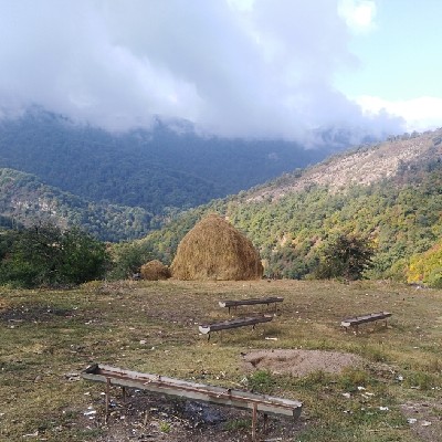 سنتی سرای گلستان