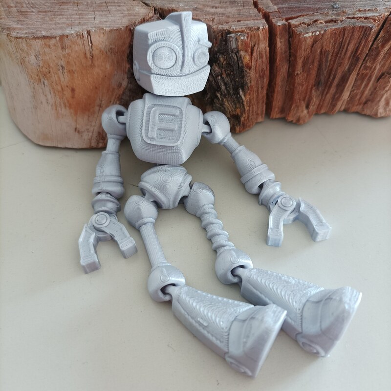 فیگور ربات 15 سانتی - اسباب بازی - پرینت سه بعدی 