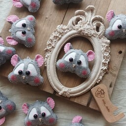 جاکلیدی موش تپلی از جنس نمد قابل سفارش در رنگهای مختلف عروسک دلا دالز