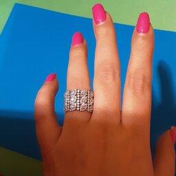 انگشتر زنانه،طرح: جواهر،جنس: استیل نقره ای،کار شده با سنگهای طرح سوارسکی،فری سایز،برند اروپایی