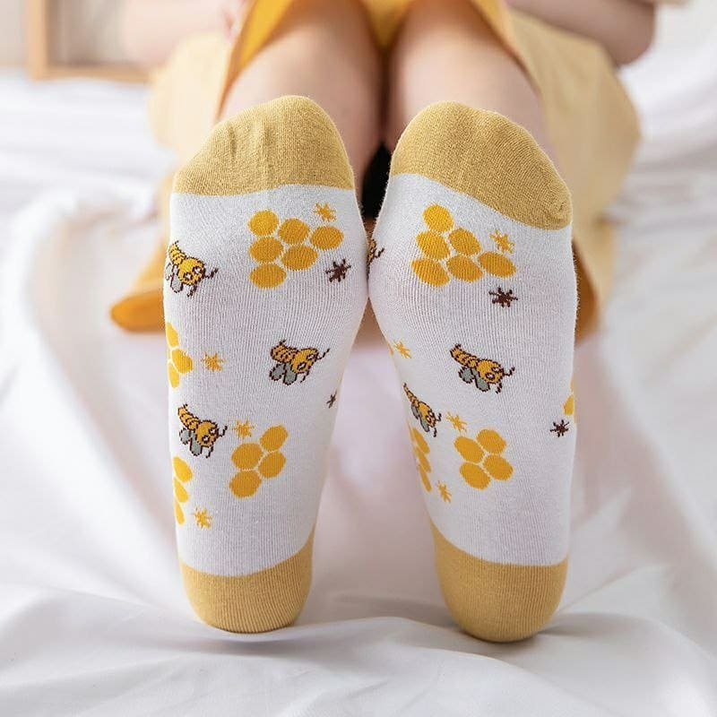 جوراب مچی طرح زنبوری دخترانه زنانه سایز36 تا41جنس نخ پنبه