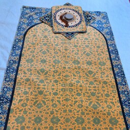 سجاده و جا نماز مخمل با استر با چاپ عالی دارای رنگ بندی های زیبا  سه تیکه
