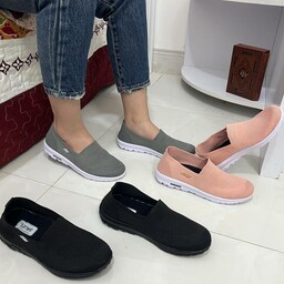 کفش زنانه اسکیچرز   سایزبندی 37 الی 40 ارسال رایگان به سراسر ایران 