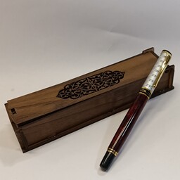 روان نویس  جعبه دار شیک کادویی لاکچری قابل حکاکی همراه جعبه کادویی چوبی  2