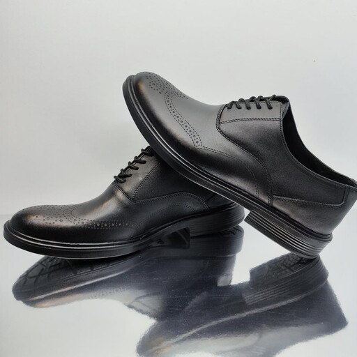 کفش مجلسی بزرگپا مردانه درکرج ارزانسرای بزرگ کفش آرجی