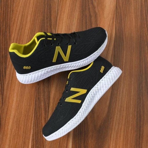 کفش اسپرت و ورزشی مردانه نیوبالانس فقط سایز 41 رنگ مشکی زرد