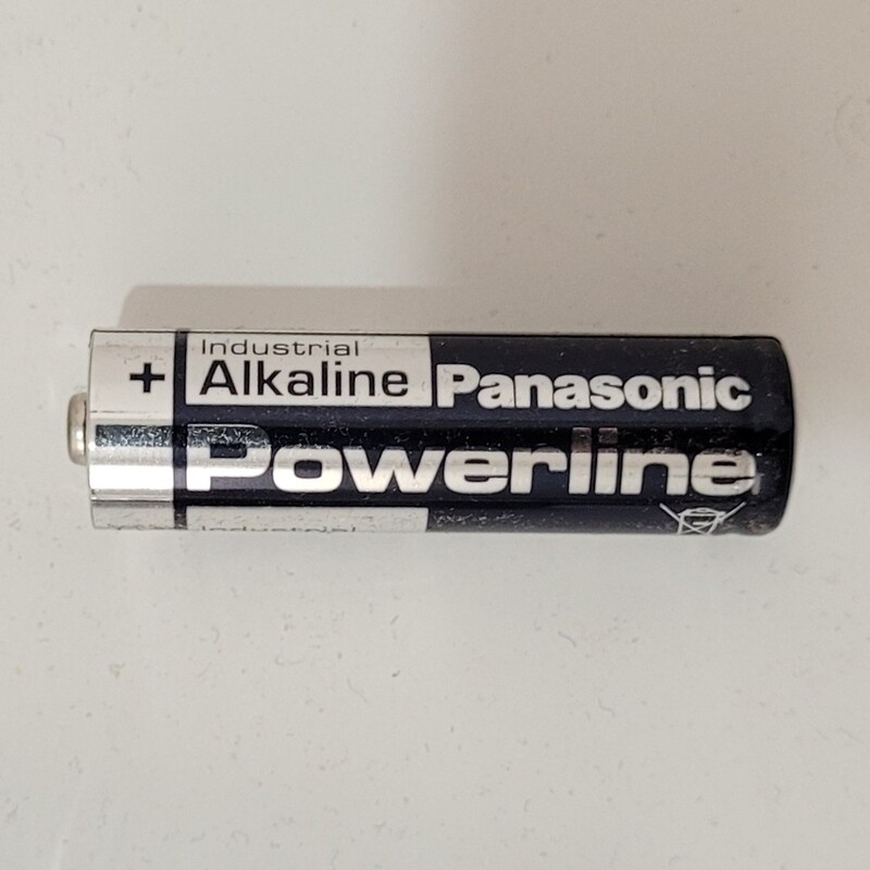 پک 15 تایی باتری الکالاین قلمی پاناسونیک مدل LR6 Powerline  اصلی تازه واردشده جنس عالی 