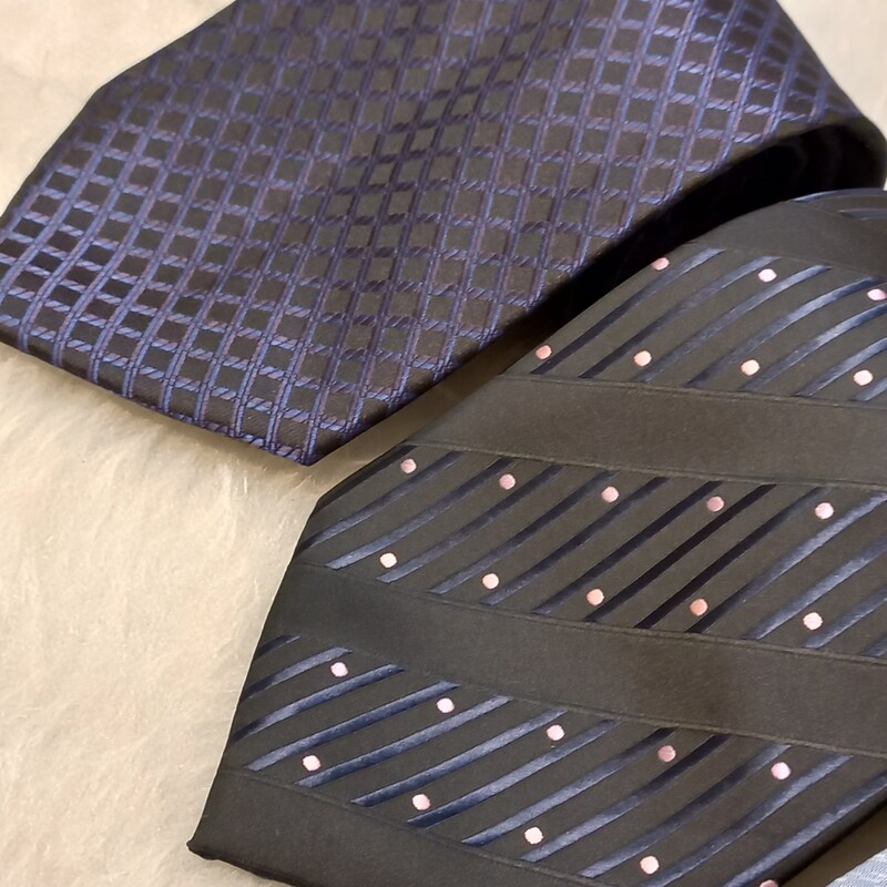 عمده کراوات پهن ترک باعرض ده سانت فروش بصورت عمده(حداقل تعداد سفارش5عدد)این کراواتها توی مغازه فروشش380 هست ما آف زدیم