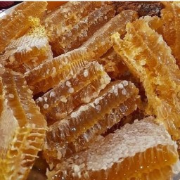 عسل طبیعی بابونه موم دار (عسل فروشی خزر)