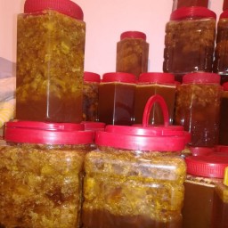 عسل وحشی صخره ای موم شهد(عسل فروشی خزر)