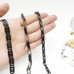 دستبند های اسپرت مشکی و دو رنگ در سه طرح خشتی و پیچی و ساده