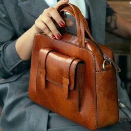 کیف دوشی زنانه چرم طبیعی دست دوز قابل سفارش در رنگ های مختلف