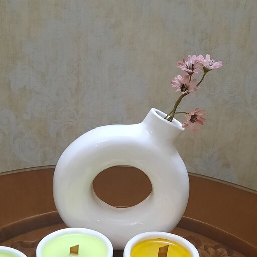 گلدان تزئینی سرامیکی سفید رنگ مدل دونات