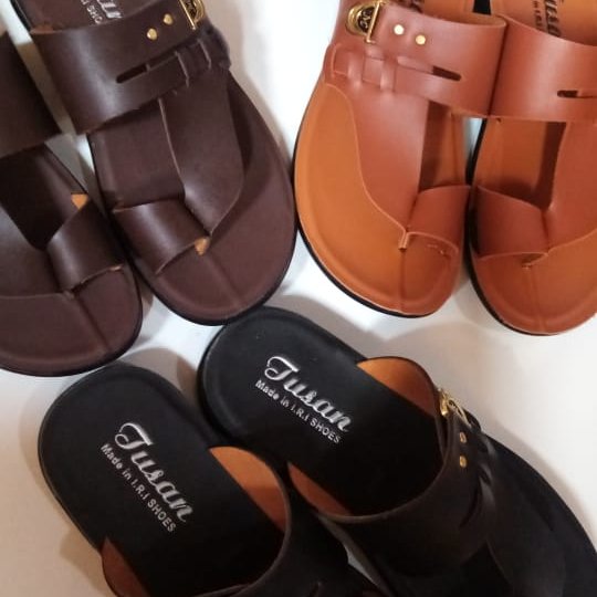 صندل مردانه چرم انگشتی