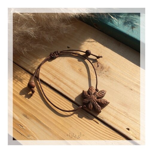 دستبند چوبی با طرح برگ - زنانه - دستساز 