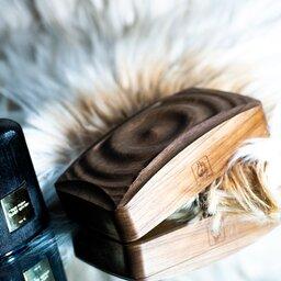 جعبه عطر چوبی ساخته شده با چوب گردو با طرح موج مناسب برای هدیه دادن