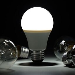 لامپ فوق کم مصرف 20 وات فارس