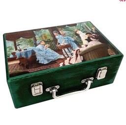جعبه هدیه مدل چمدان چوبی طرح عصرانه انگلیسی 