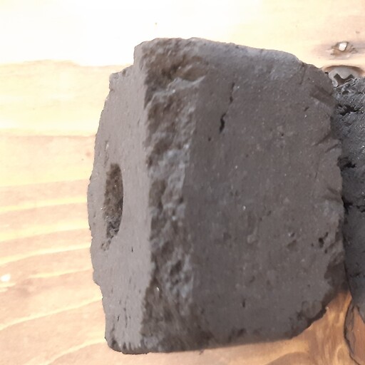ذغال  چینی سیاه  صادراتی درجه 1 فشرده بدون سردرد کارتن 10 کیلویی