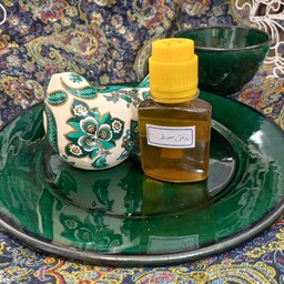 روغن مورد60cc.جلوگیری از ریزش مو وابرو.پرپشت شدن و رشد ریش.معالجه جوش های سرسیاه.افزایش زیبایی مژه ها