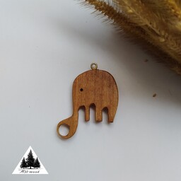 گردنبند چوبی دستساز طرح فیل (مینیمال)