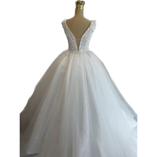 لباس عروس بالاتنه سنگدوزی شده جنس دامن ساتن آمریکایی یقه دلبری