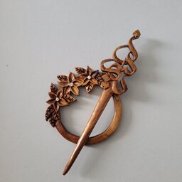 پین موی اسم یاسمن همراه حلقه طرح گل چوبی دستساز چوبی گالری 