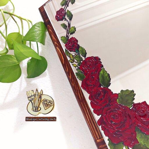آینه  پایه دار  چوبی  با نقش برجسته گل رز  