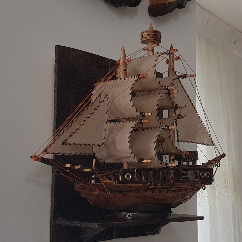 ماکت کشتی چوبی دکوری مدل (طوفان)