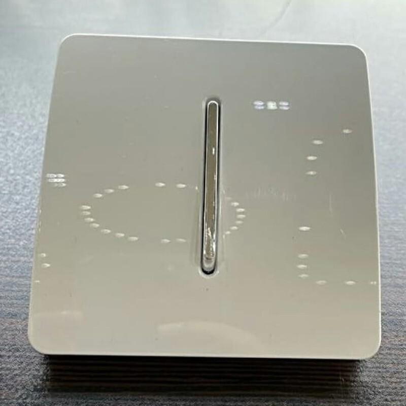 کلید پریز  تک پل کریستال سفید نقره ای آسیا الکتریک نشان استاندارد 