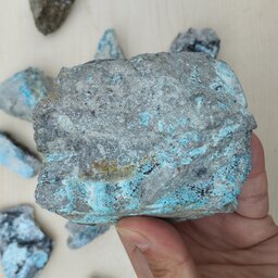 سنگ  راف فیروزه اصل معدنی و اصل مناسب کلکسیون با خواص سنگ فیروزه طبیعی