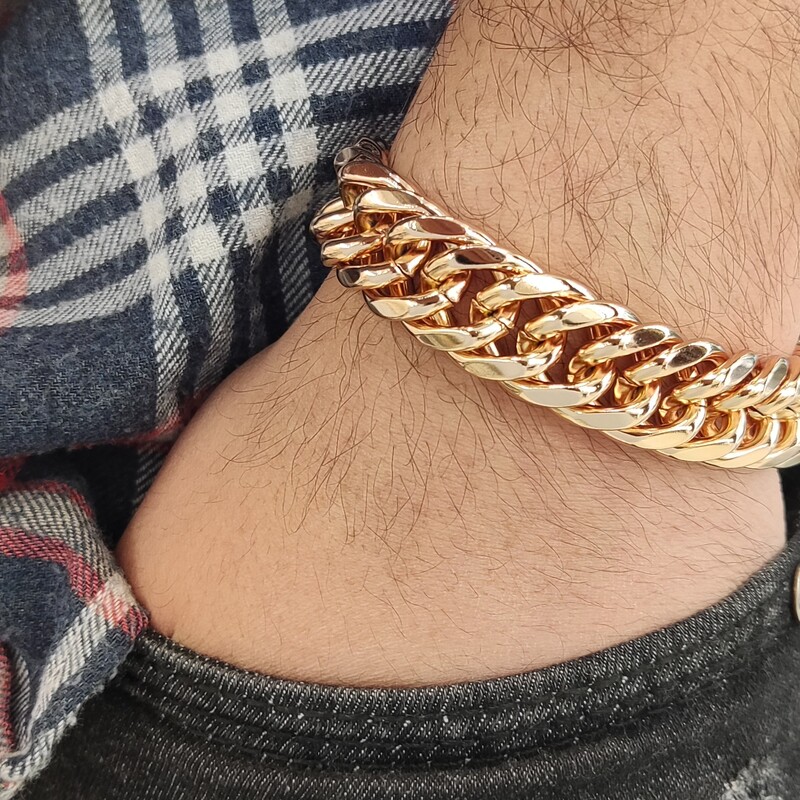 دستبند مارک  کارتیر  برند ژوپینگ ضدحساسیت رنگ ثابت  اسپرت مردانه و زنانه طرح طلا