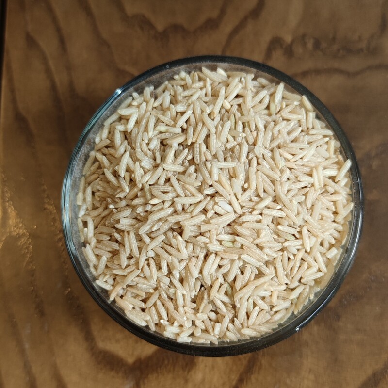 برنج قهوه ای کیلویی 88000 تومان 