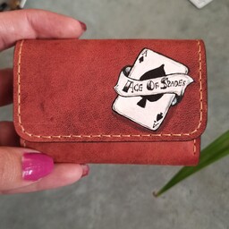 کیف کارت چرم  و نقاشی شده تمام دست دوز ساخته شده از چرم طبیعی شتر و استر بزی