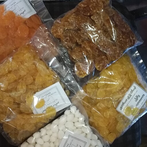 5 بسته آبنبات (250گرمی) با طعم های مختلف کنجدی پولکی ونارگیلی و پرتقالی وانیلی و شکرپنیر هل