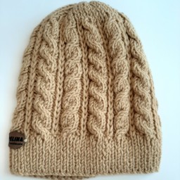 کلاه زمستانی گرم و لطیف کاملا دستبافت با کاموای خارجی