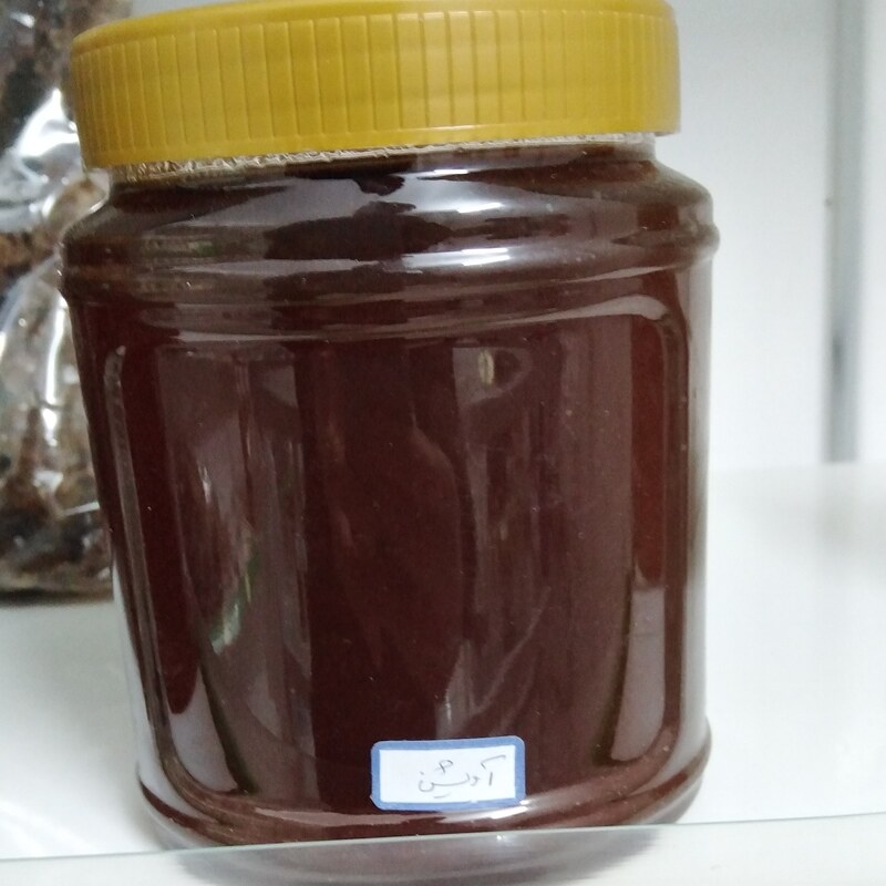 عسل آویشن مرغوب محصولات سالم بدون تغذیه 